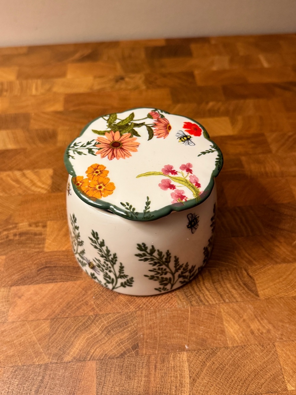 Butter bell